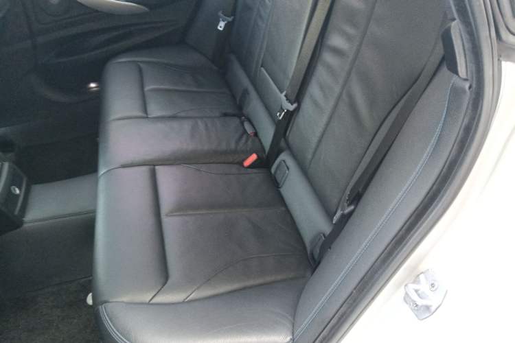 Used BMW 3 Series GT 2019 320i M Sport Left Rear Seat