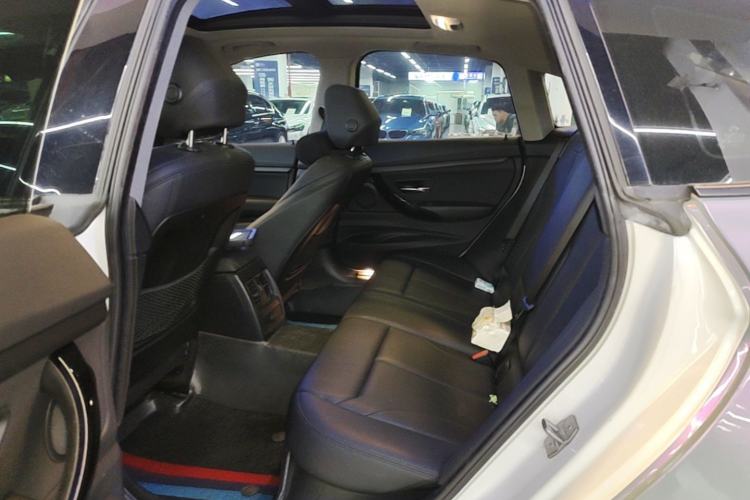 Used BMW 3 Series GT 2019 320i Sport Edition Left Rear Seat