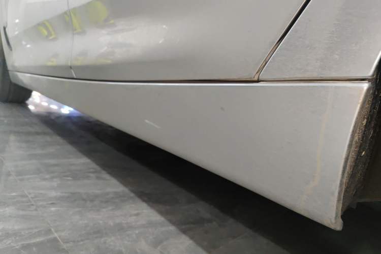 Used BMW 3 Series GT 2019 320i Sport Edition Left Side Sill