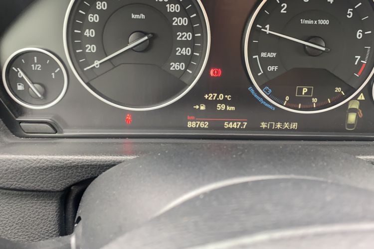 Used BMW 3 Series GT 2019 320i Sport Edition Odometer Close Up