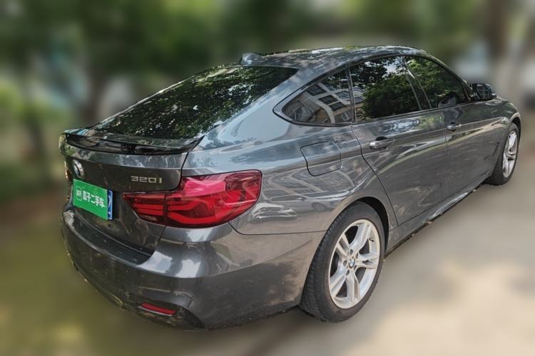 Used BMW 3 Series GT 2019 320i M Sport Package Rear Right 45 Deg