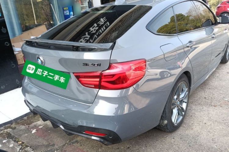 Used BMW 3 Series GT 2019 320i M Sport Rear Right 45 Deg