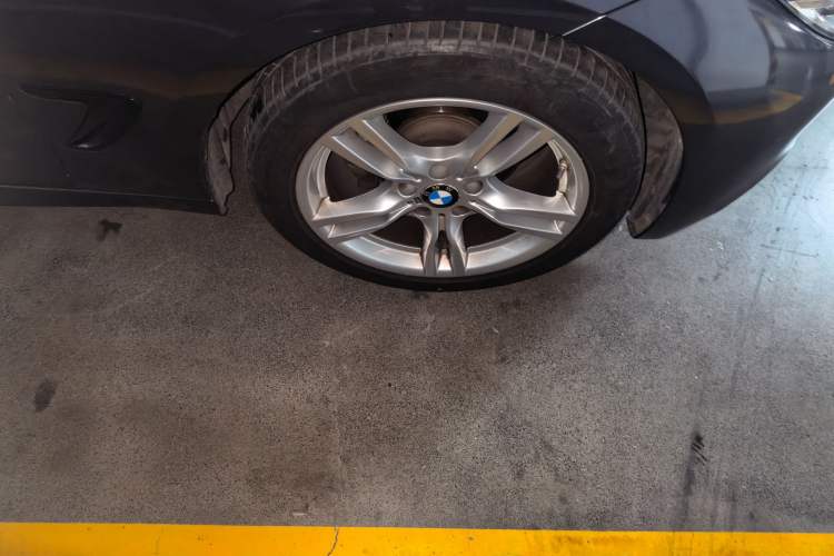 Used BMW 3 Series GT 2019 320i M Sport Right Front Wheel Hub