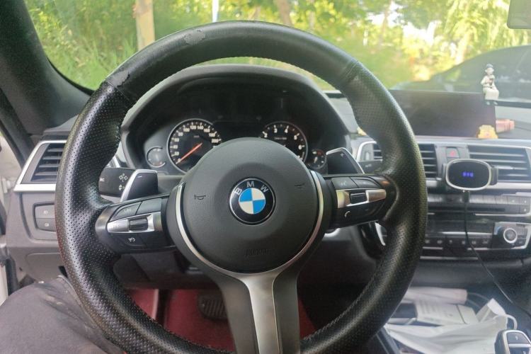 Used BMW 3 Series GT 2019 320i Sport Edition Steering Wheel