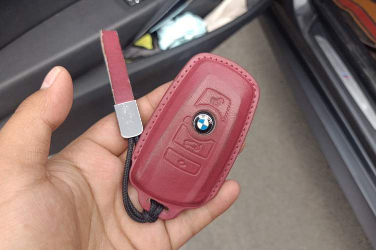 Used BMW 3 Series GT 2019 320i M Sport Package Vehicle Key