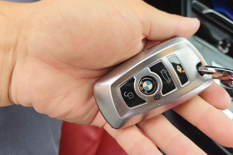 Used BMW 3 Series GT 2019 320i M Sport Package Vehicle Key
