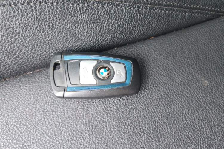 Used BMW 3 Series GT 2019 320i M Sport Package Vehicle Key