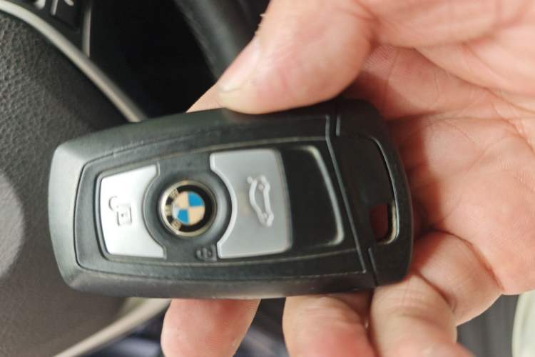 Used BMW 3 Series GT 2019 320i Sport Edition Vehicle Key
