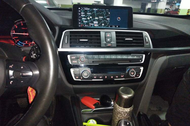 Used BMW 3 Series GT 2019 320i M Sport Package Audio And AC Panel