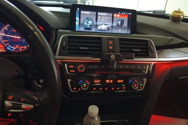 Used BMW 3 Series GT 2019 320i M Sport Package Audio And AC Panel