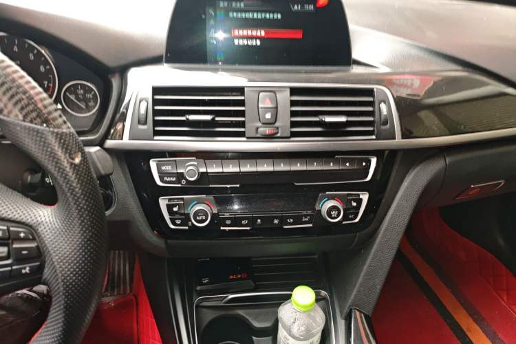 Used BMW 3 Series GT 2019 320i Sport Edition Audio And AC Panel