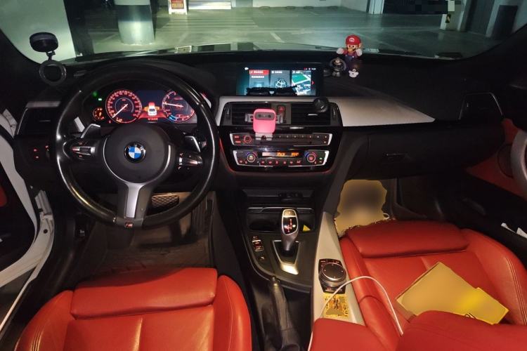 Used BMW 3 Series GT 2019 320i M Sport Center Console