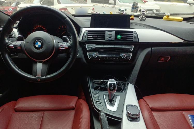 Used BMW 3 Series GT 2019 320i M Sport Center Console