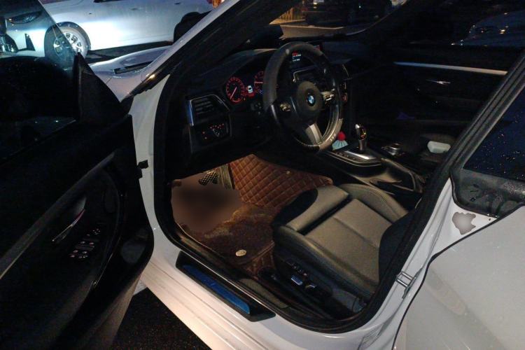 Used BMW 3 Series GT 2019 320i M Sport Package Driver Seat