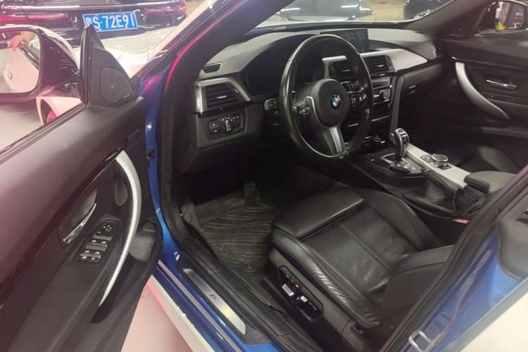 Used BMW 3 Series GT 2019 320i M Sport Driver Seat