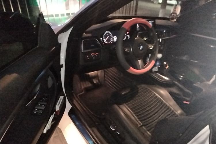 Used BMW 3 Series GT 2019 320i M Sport Package Driver Seat