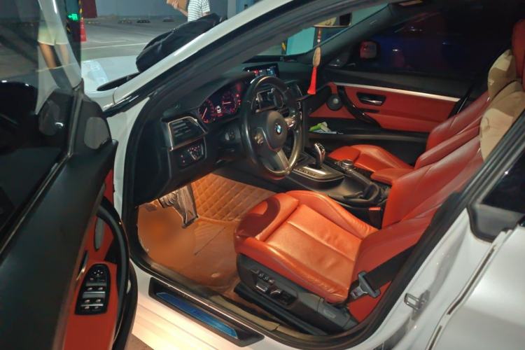 Used BMW 3 Series GT 2019 330i xDrive M Sport Edition Driver Seat