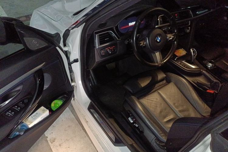 Used BMW 3 Series GT 2019 320i M Sport Night Edition Driver Seat
