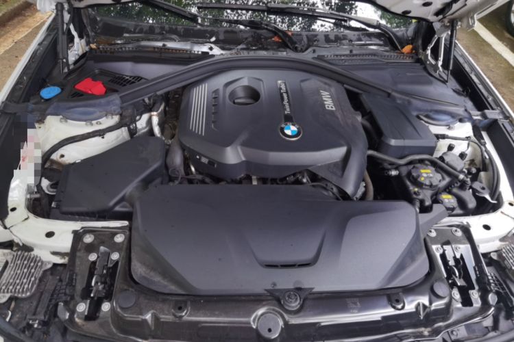Used BMW 3 Series GT 2019 320i M Sport Night Edition Engine Bay