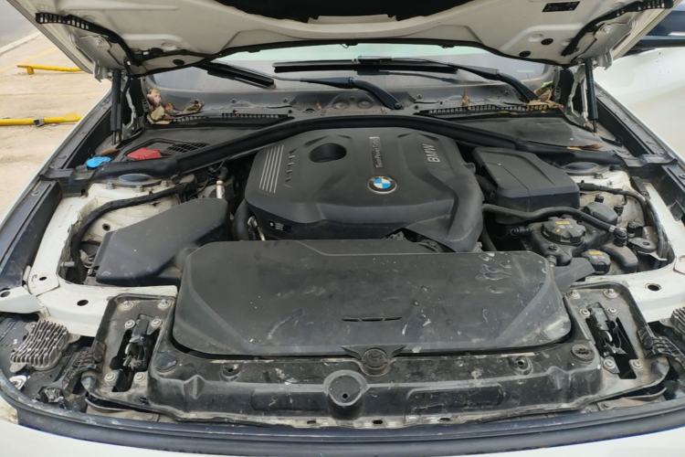 Used BMW 3 Series GT 2019 320i Sport Edition Engine Bay