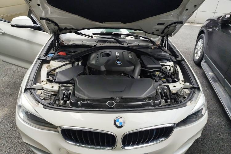 Used BMW 3 Series GT 2019 320i M Sport Package Engine Bay