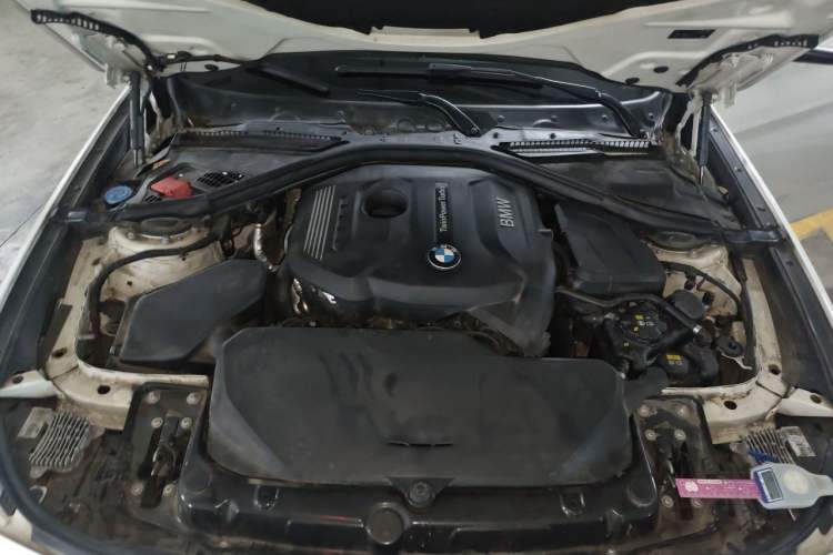 Used BMW 3 Series GT 2019 320i M Sport Engine Bay