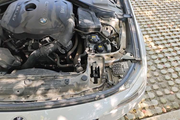 Used BMW 3 Series GT 2019 320i M Sport Night Edition Engine Bay Left