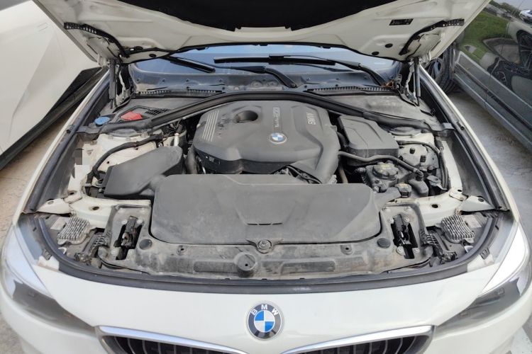 Used BMW 3 Series GT 2019 330i xDrive M Sport Edition Engine Bay