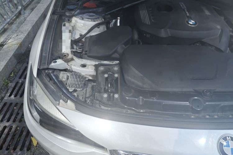 Used BMW 3 Series GT 2019 320i Sport Edition Engine Bay Right