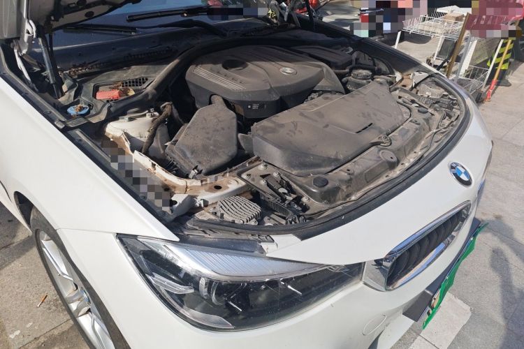 Used BMW 3 Series GT 2019 320i M Sport Package Engine Bay Right