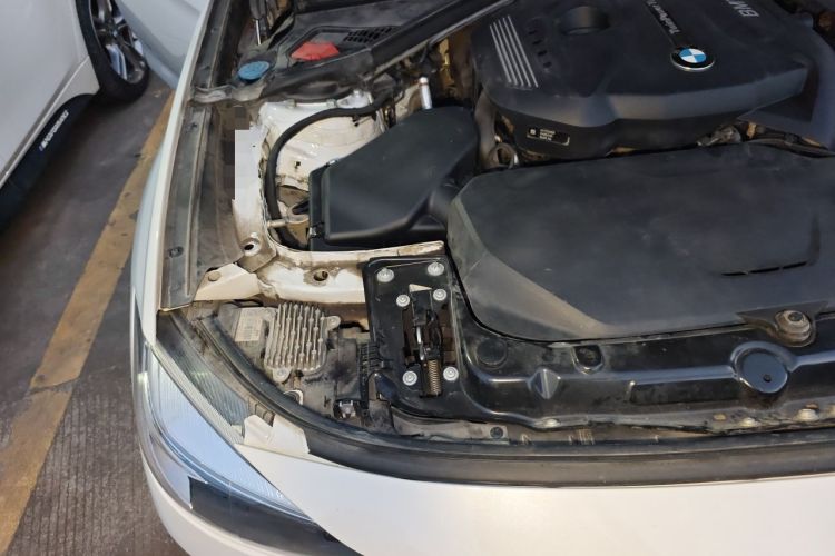 Used BMW 3 Series GT 2019 320i M Sport Package Engine Bay Right
