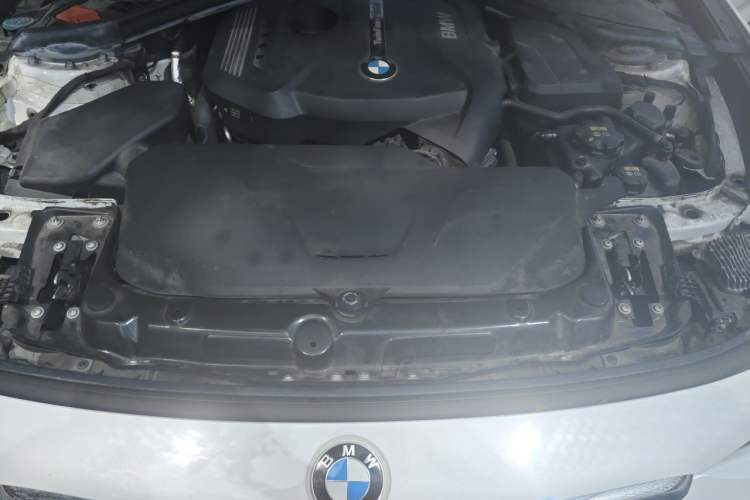 Used BMW 3 Series GT 2019 320i Sport Edition Engine Bay