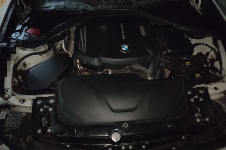 Used BMW 3 Series GT 2019 320i M Sport Night Edition Engine Bay