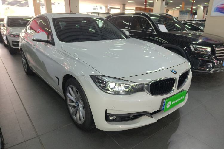 Used BMW 3 Series GT 2019 320i Sport Edition Exterior 1