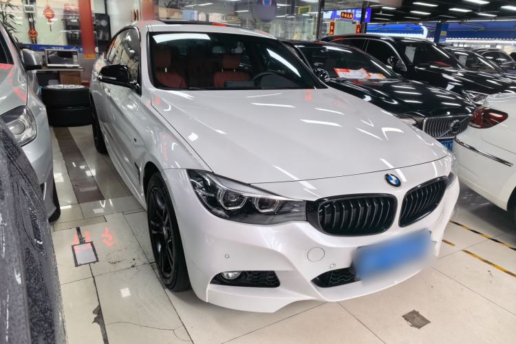 Used BMW 3 Series GT 2019 320i M Sport Night Edition Exterior 2