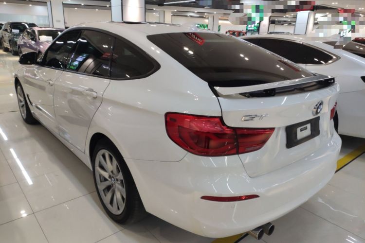 Used BMW 3 Series GT 2019 320i Sport Edition Exterior 2