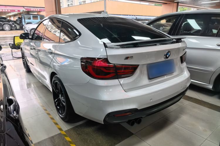 Used BMW 3 Series GT 2019 320i M Sport Night Edition Exterior 3