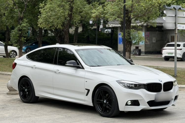 Used BMW 3 Series GT 2019 320i M Sport Night Edition Exterior 3