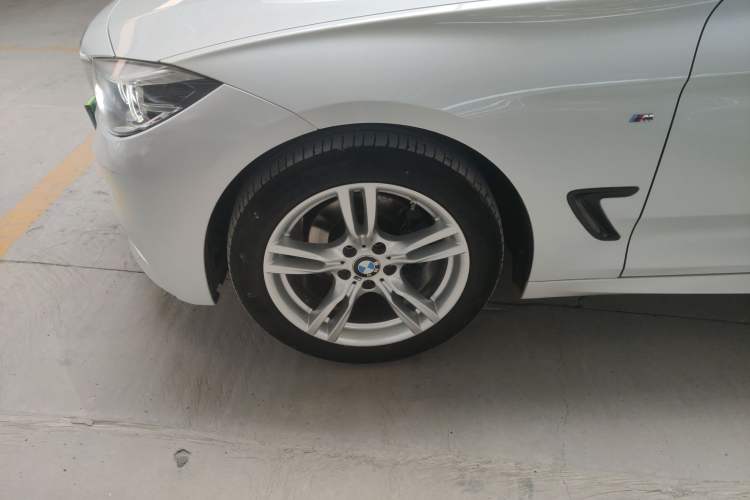 Used BMW 3 Series GT 2019 320i M Sport Package Exterior 4