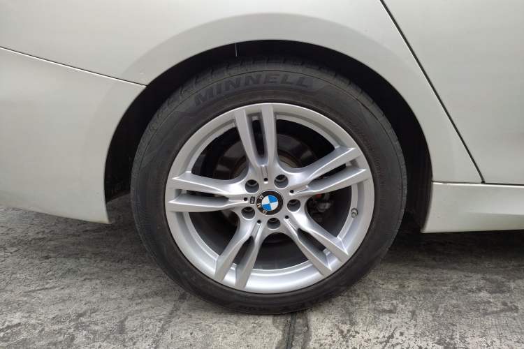 Used BMW 3 Series GT 2019 320i M Sport Package Exterior 4