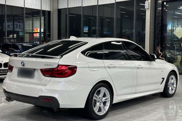 Used BMW 3 Series GT 2019 320i M Sport Package Exterior 4