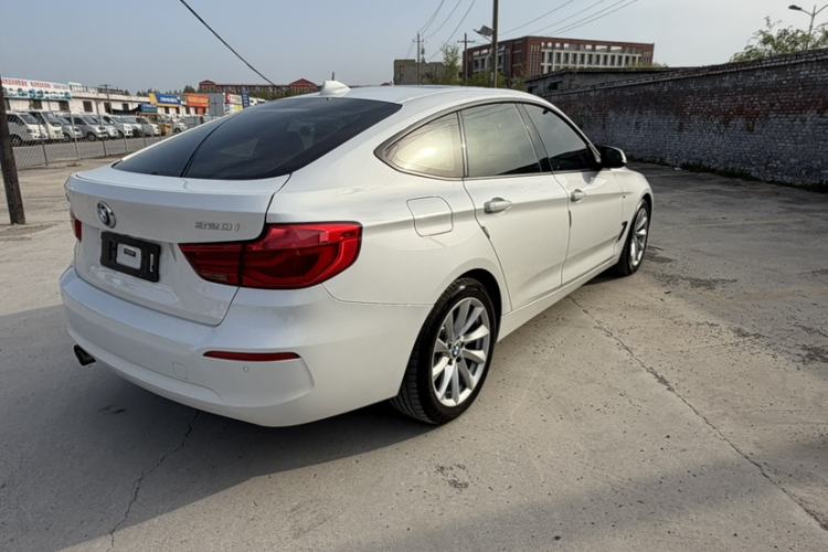 Used BMW 3 Series GT 2019 320i Sport Edition Exterior 5