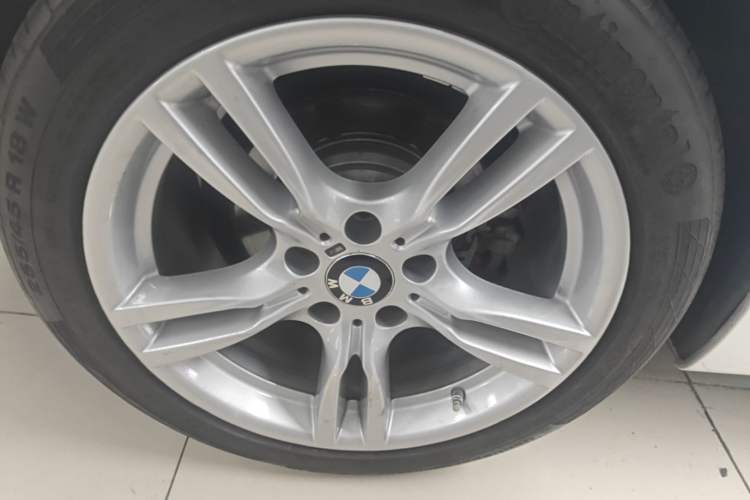 Used BMW 3 Series GT 2019 320i M Sport Package Exterior 5