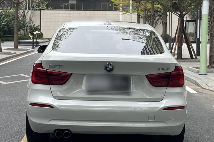 Used BMW 3 Series GT 2019 320i Sport Edition Exterior 6