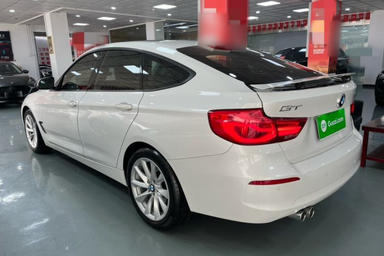 Used BMW 3 Series GT 2019 320i Sport Edition Exterior 7