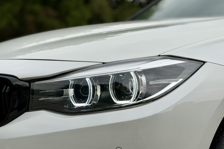 Used BMW 3 Series GT 2019 320i Sport Edition Exterior 8