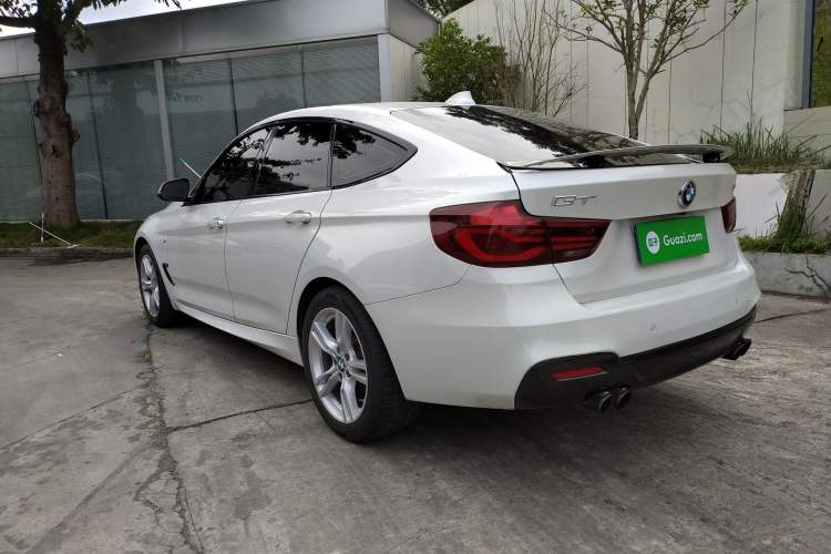 Used BMW 3 Series GT 2019 320i M Sport Package Exterior 8