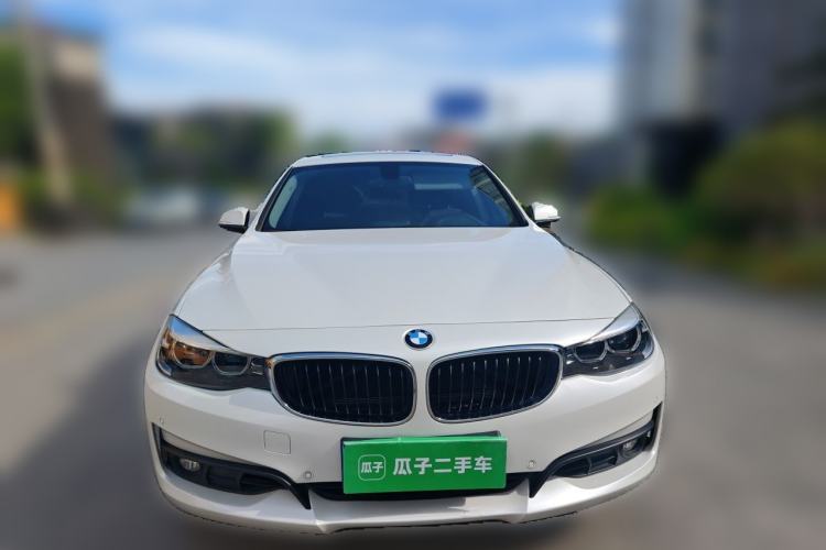 Used BMW 3 Series GT 2019 320i Sport Edition Front
