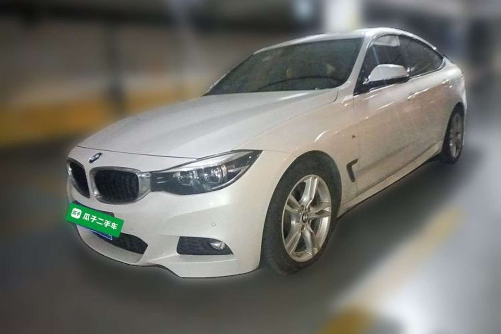 Used BMW 3 Series GT 2019 320i M Sport Package Front Left 45 Deg