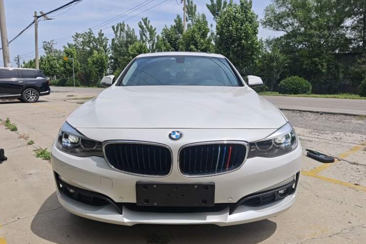 Used BMW 3 Series GT 2019 320i Sport Edition Front